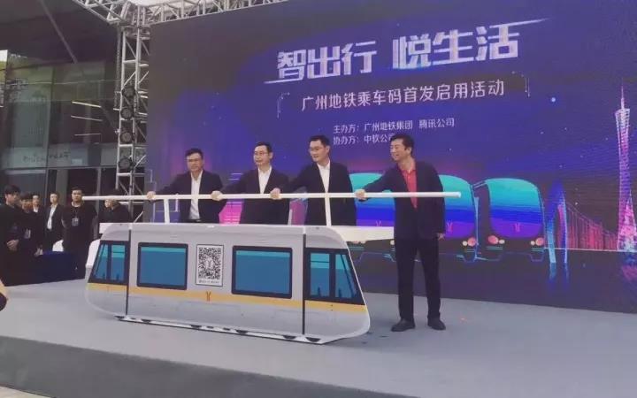 1511316492317079676.jpg 112205.jpg